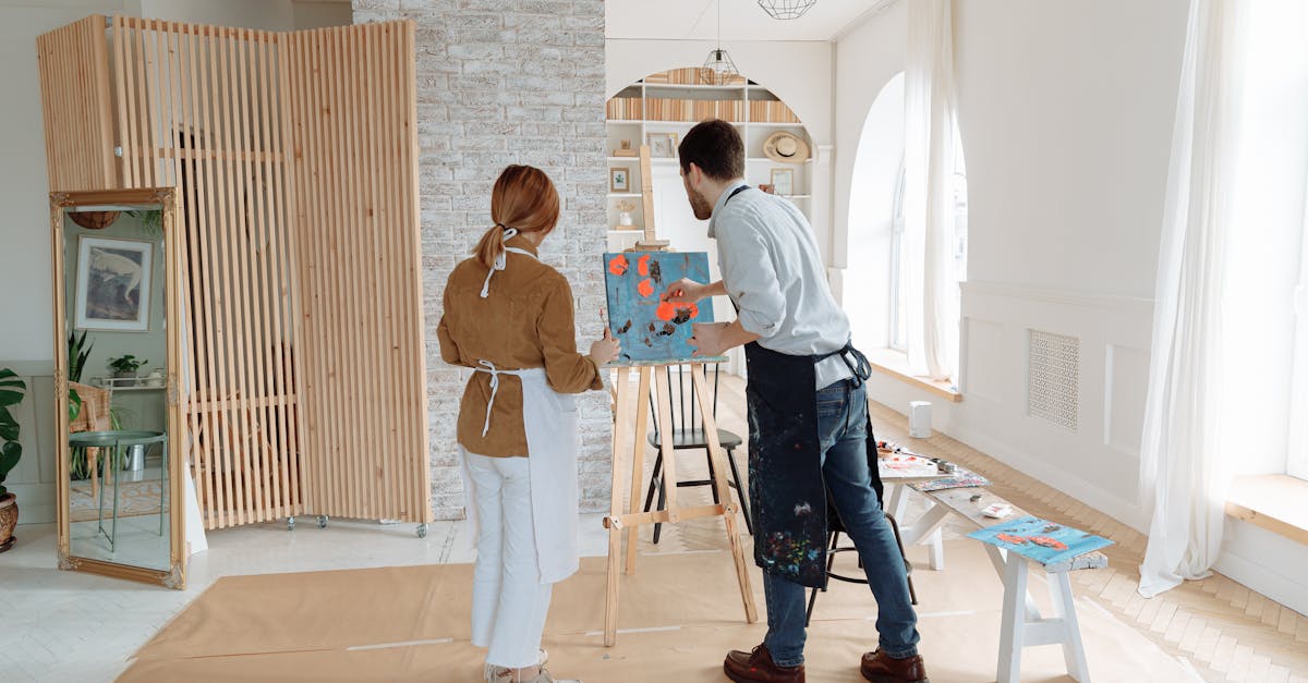 Achieving the Look of Hand-painted Fabrics with Faux Techniques